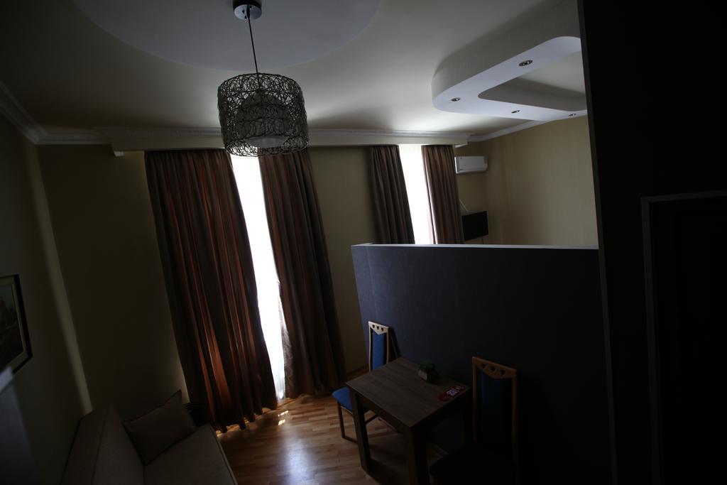 Hotel Almi Akhaltsikhe  Rom bilde